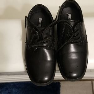 Stacy Adams size 9 boys dress shoe